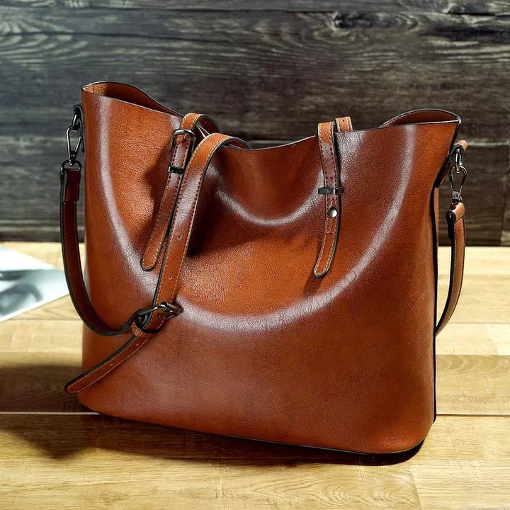 Nikole | Vintage ādas plecu soma