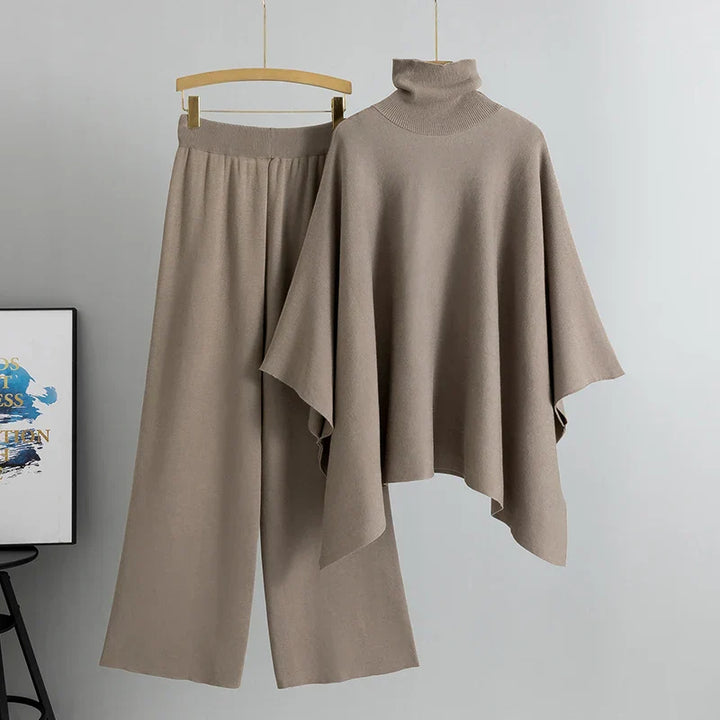 Leonie – Elegants 2-daļu komplekts ar žaketi un mini svārkiem