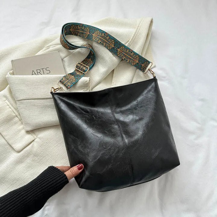 Chelsey - Vintage ādas plecu soma