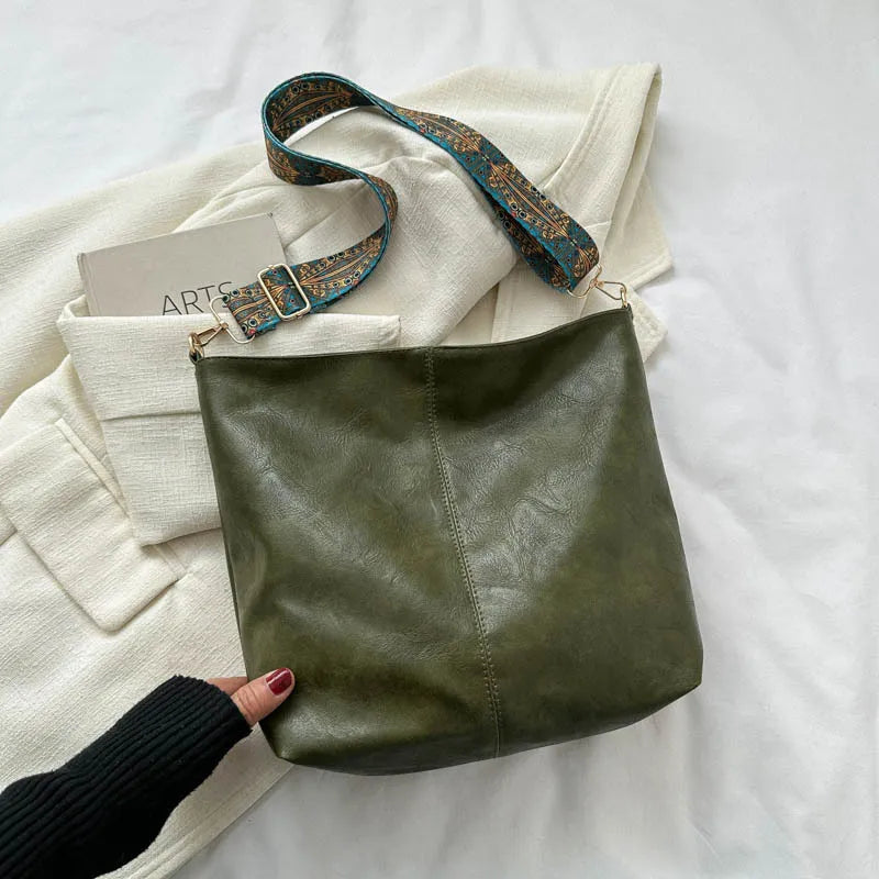 Chelsey - Vintage ādas plecu soma